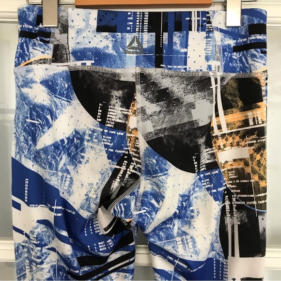 Reebok Speedwick Cropped Leggings Multicolour Abstract Print Size Small - Picture 4 of 7